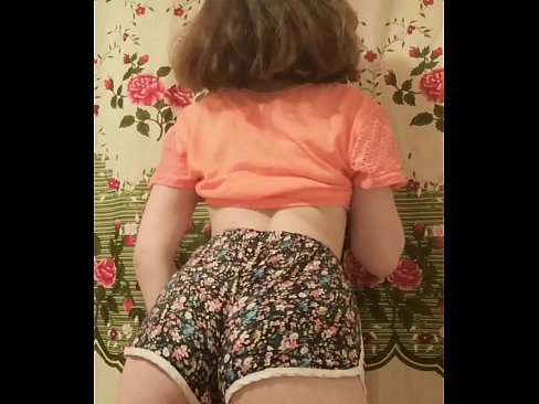 ❤️ Leanabh òg sexy a ’toirt dheth na shorts aice air a’ chamara ❤❌  Gnè càileachd  aig gd.virtsextor.ru ☑